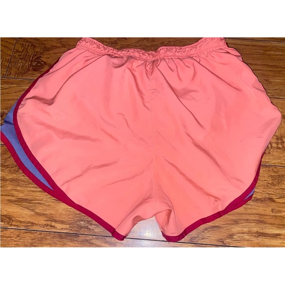Nike Dri-Fit Shorts Women's Orange Elastic Waist Size LARGE - Picture 4 of 5